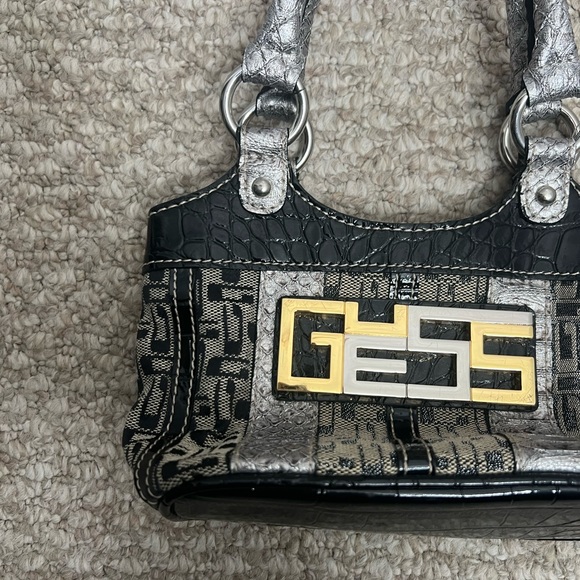 Guess mini purse black gray gold bag - Picture 2 of 8